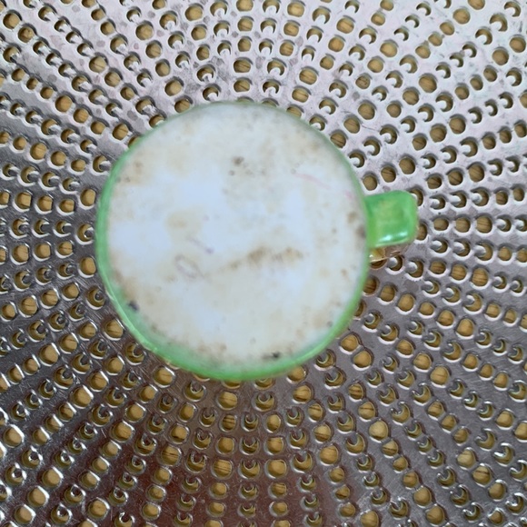 Vintage 2.75” pineapple cup with handle. Toothpick holder, for matches ceramic - Picture 5 of 5